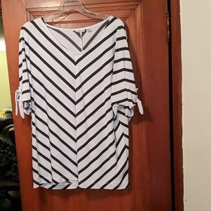 Shirt with rivet detail